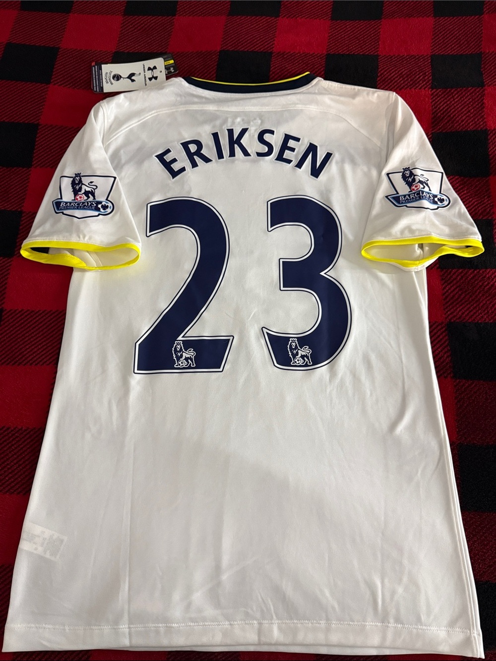 VINTAGE Tottenham Hotspur #23 Christian Eriksen 2014-15 Under Armour Home Kit